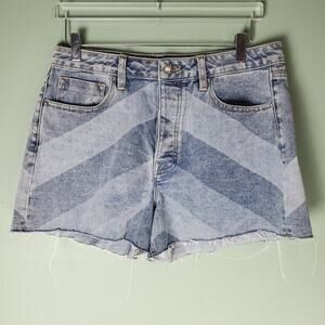 Vigoss Womens Chevron Raw Hem Medium Wash Denim Shorts Size 32